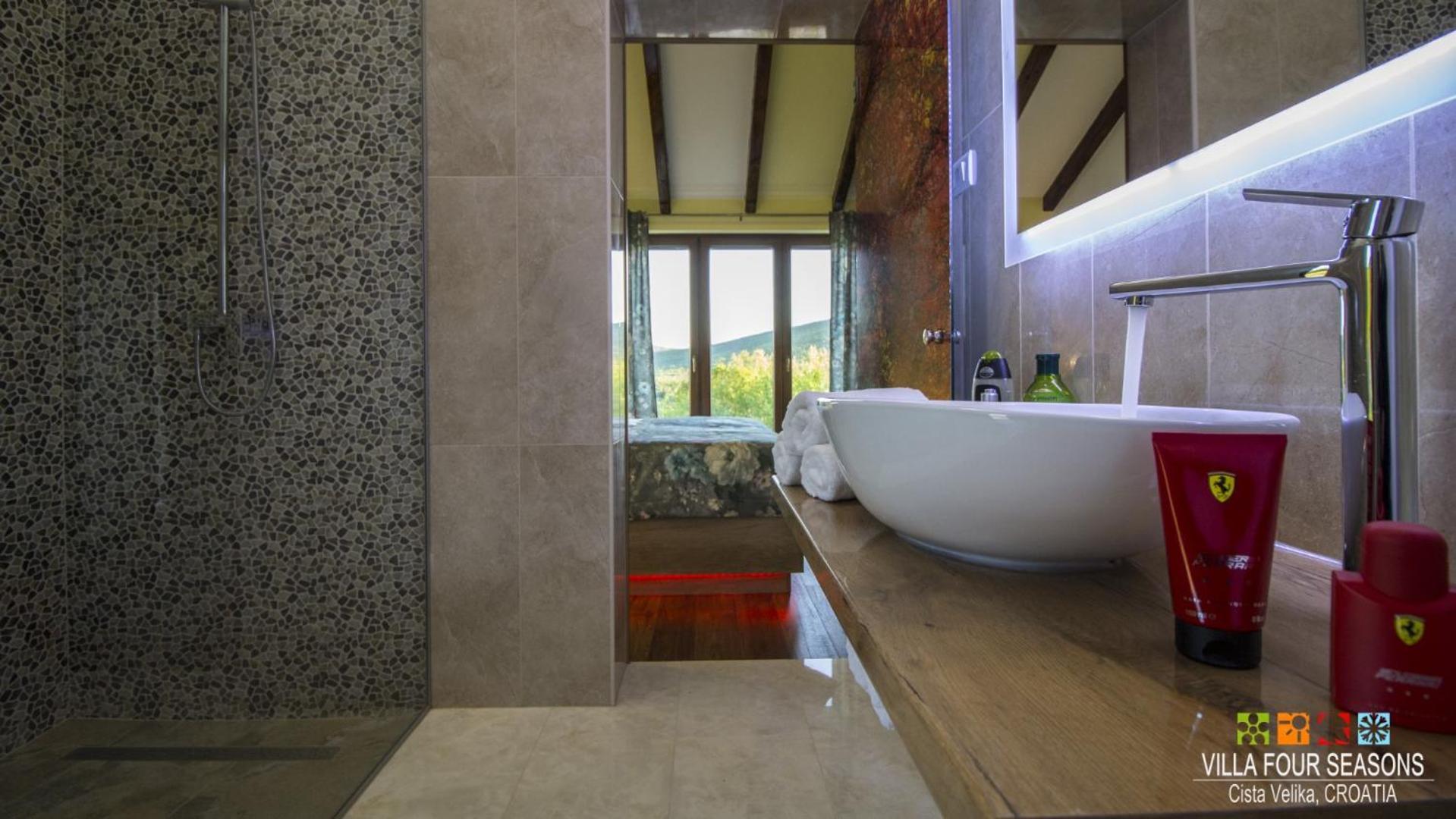 Villa Four Seasons, Heated Pool And 3 En-Suite Bathrooms Velika Čista Exteriör bild